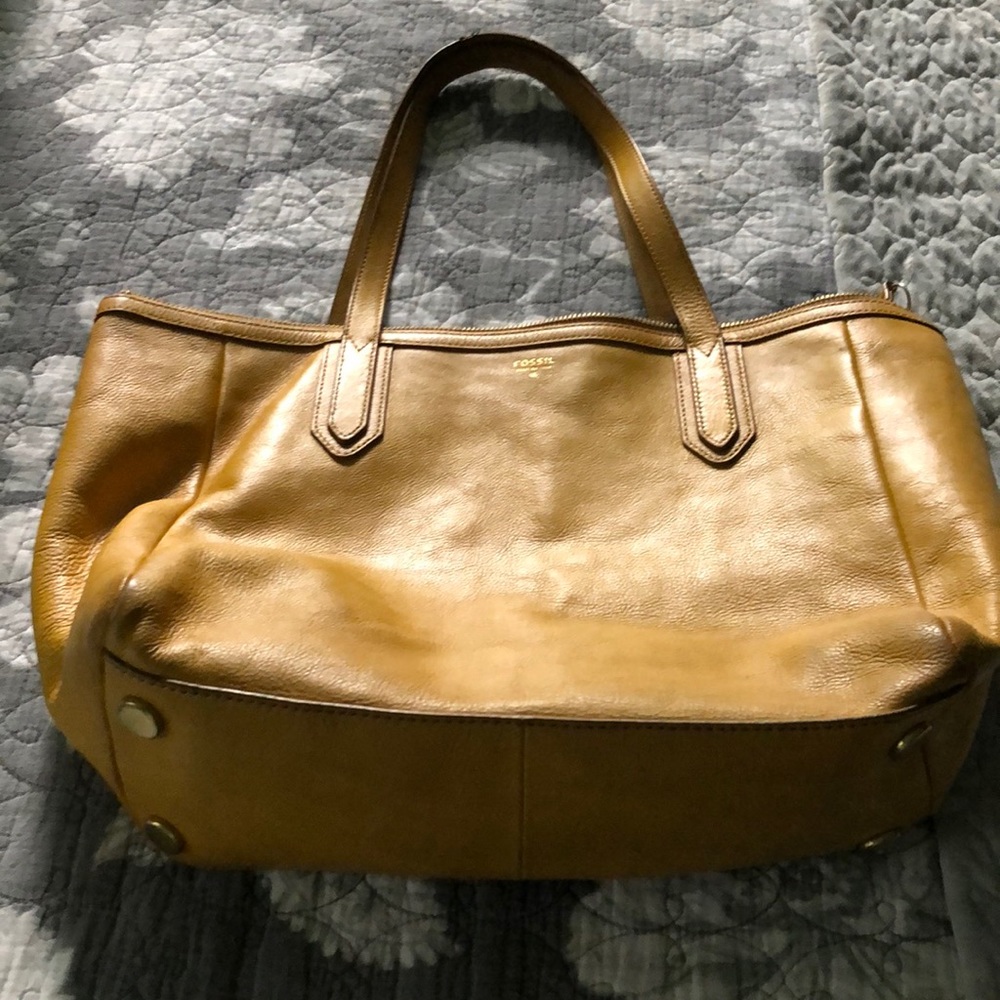 Fossil leather tote